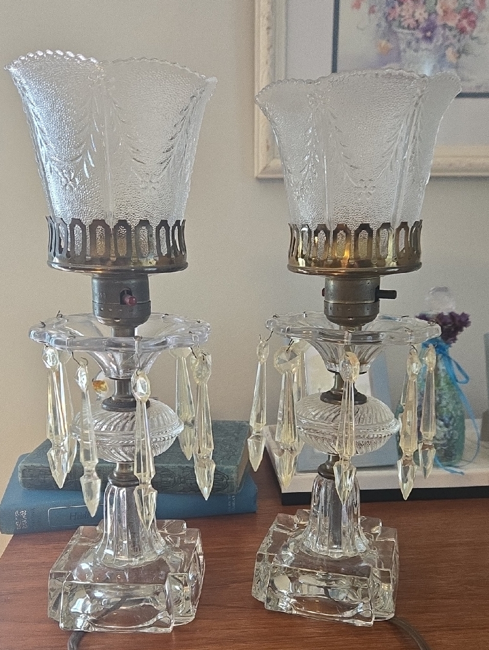 1930s Clear Crystal Glass Budoir  Lamps with Hanging Prisms - Pair - Picture 2 of 7
